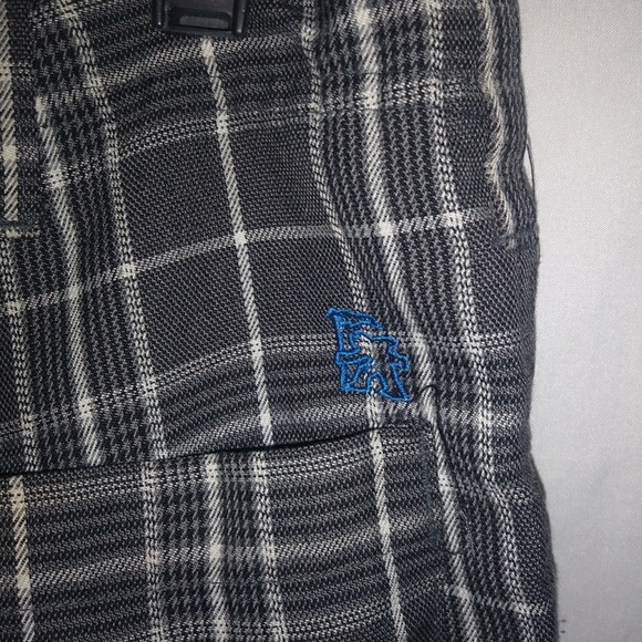 Gotcha Mens 30 Dark Gray Plaid Skater Shorts 30 - Picture 5 of 7